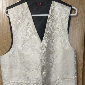 Elegant Cream Paisley Vest
